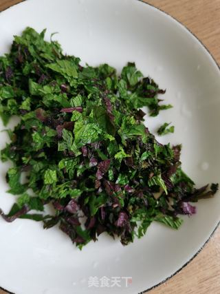 鸡蛋榨菜米粉的做法步骤：1