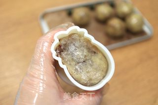 薄皮大馅的凤梨月饼的做法步骤：10