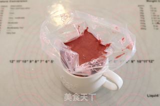 红丝绒旋风蛋糕卷~（法帅蒸烤箱做法）的做法步骤：13