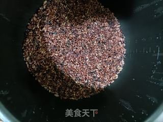 三色糙米炒饭的做法步骤：1
