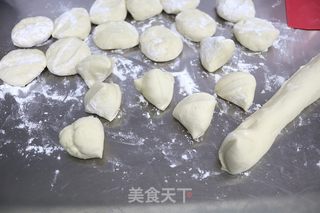 虾皮南瓜包子的做法步骤：8