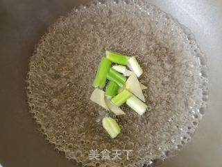 凉拌鲍鱼片的做法步骤：5