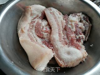 五香腊肉的做法步骤：3