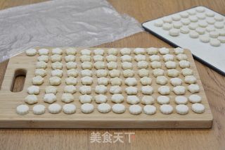 山药芝麻小饼的做法步骤：9