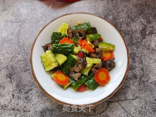 胡萝卜黄瓜拌海参的做法步骤：9