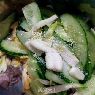 鸡蛋鹿心拌黄瓜的做法步骤：7