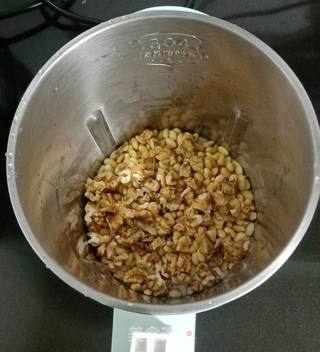 核桃豆浆的做法步骤：6