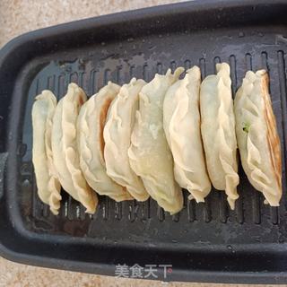 花边韭菜盒子的做法步骤：11