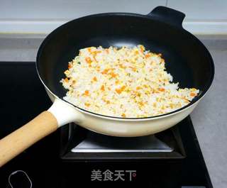 什锦蛋炒饭的做法步骤：5