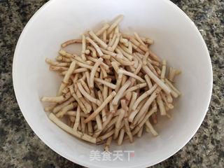凉拌鱼腥草——折耳根的做法步骤：2