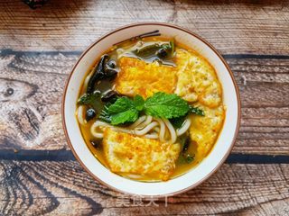 煎蛋什香菜汤米粉的做法步骤：16