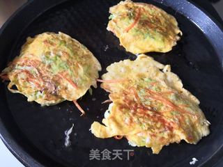 蔬菜鸡蛋饼的做法步骤：4
