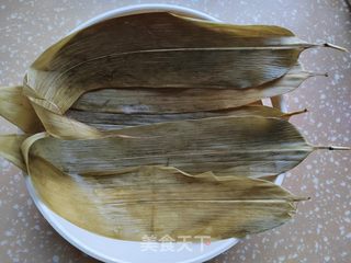 粽香乌米饭的做法步骤：9