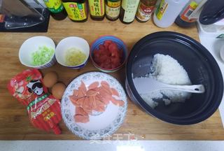 西红柿鸡蛋烩饭的做法步骤：1