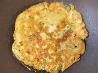 小米椒香葱豆渣煎饼的做法步骤：9
