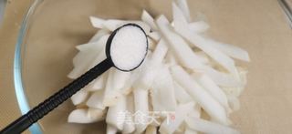 家常腌萝卜的做法步骤：2