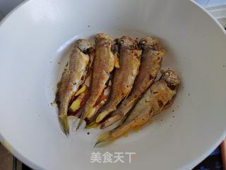 红烧小黄鱼的做法步骤：4