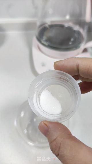 鸡蛋松花肠的做法步骤：5
