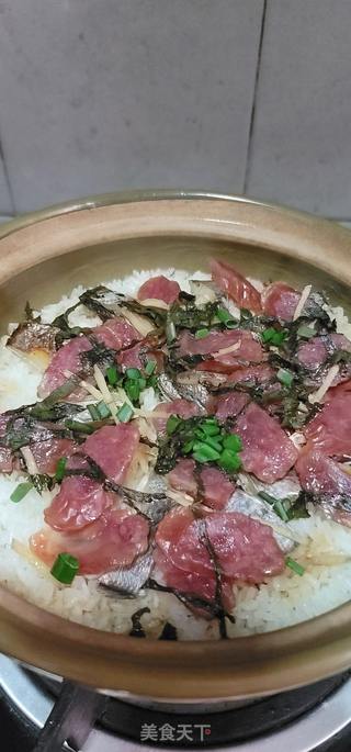 咸鱼腊肠煲仔饭的做法步骤：13