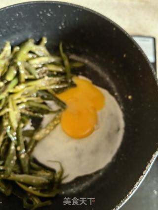青椒炒河粉的做法步骤：4