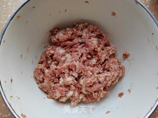 鲜肉榨菜螺旋酥的做法步骤：3