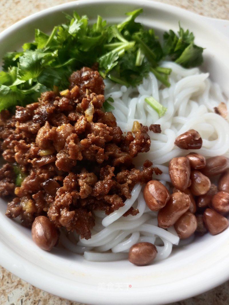 肉沫米粉的做法