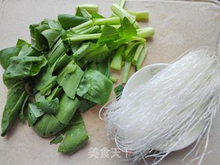鸭血粉丝汤的做法步骤：1