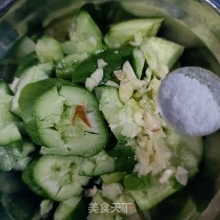 卤肉拍黄瓜的做法步骤：4