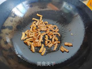青椒肉丝炒年糕的做法步骤：5