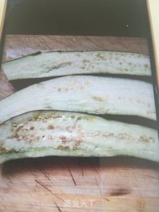 蒸茄子的做法步骤：1