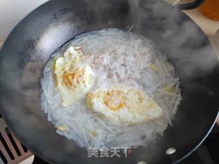虾皮煎蛋萝卜丝汤的做法步骤：5