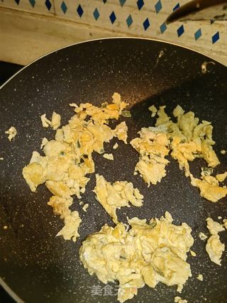 蔬菜玉米粒炒饭的做法步骤：3