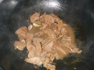 花菜炒猪肝的做法步骤：6