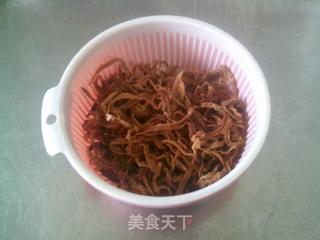 大头菜丝炒毛豆的做法步骤：4
