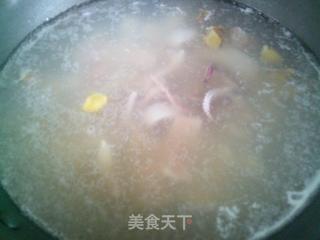 青红椒炒鱿鱼的做法步骤：7
