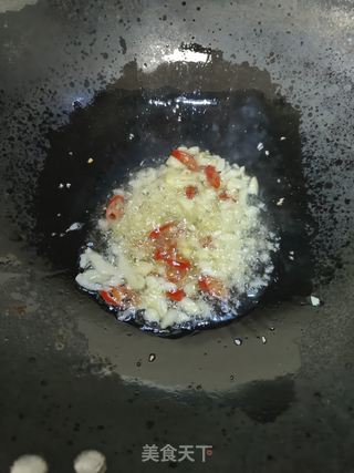 皮蛋青椒焖茄子的做法步骤：8