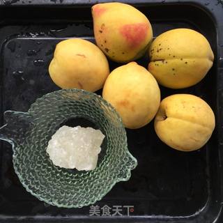 糖水黄桃的做法步骤：1